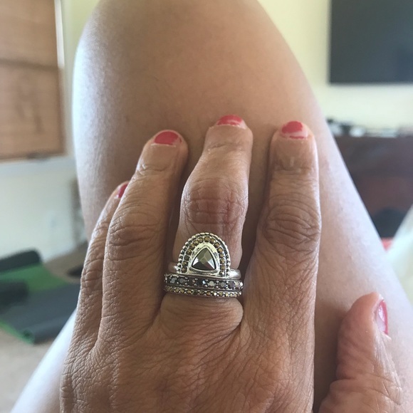 Lucky Ring - Picture 3 of 4